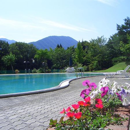 You Resort Hotel Яманучи Екстериор снимка