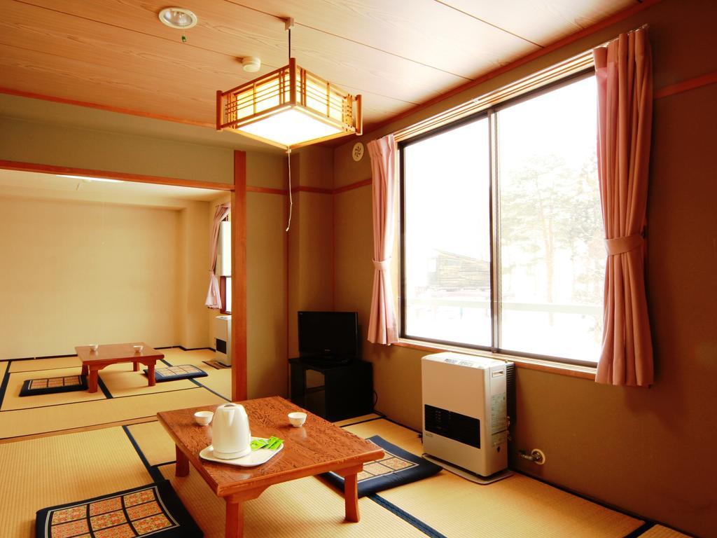 You Resort Hotel Яманучи Екстериор снимка