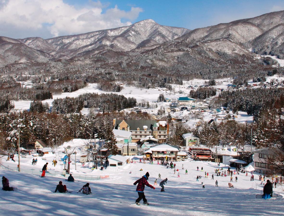 You Resort Hotel Яманучи Екстериор снимка