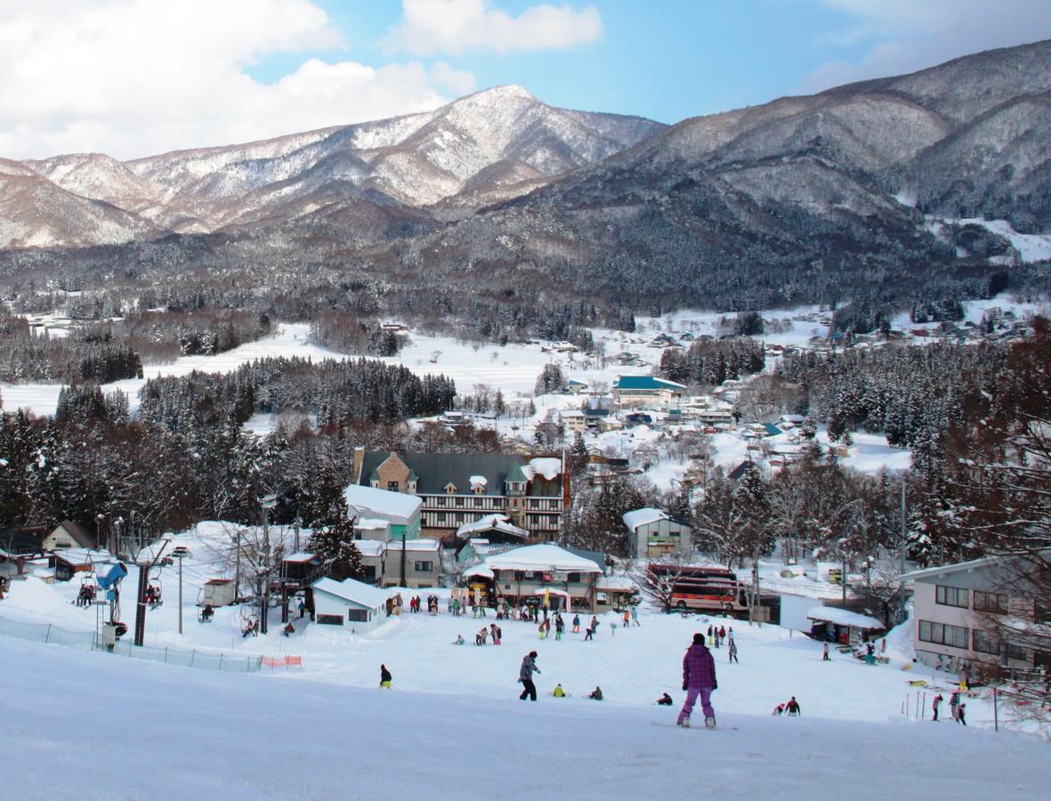 You Resort Hotel Яманучи Екстериор снимка