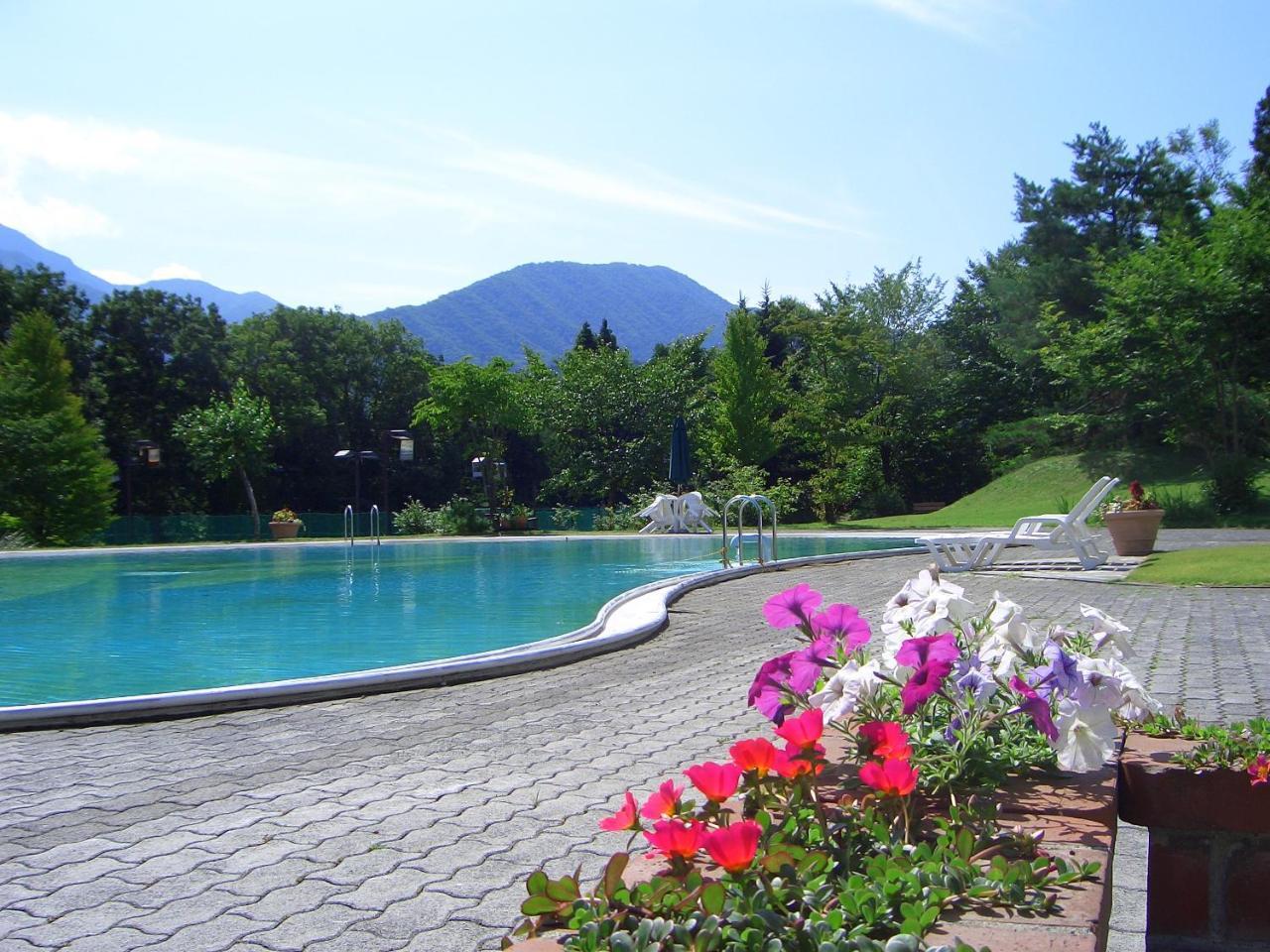 You Resort Hotel Яманучи Екстериор снимка
